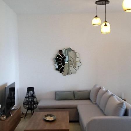Beautiful House In Front Of The Sea Apartment Gazi Ngoại thất bức ảnh