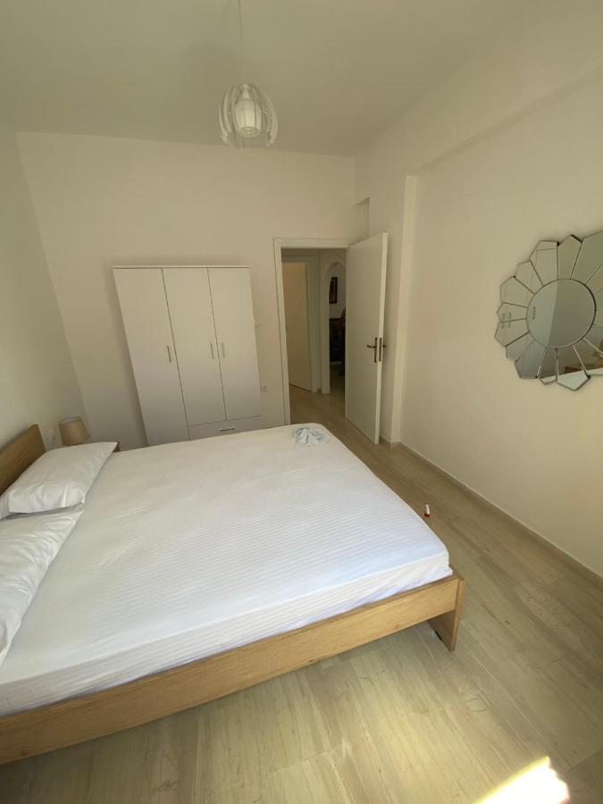 Beautiful House In Front Of The Sea Apartment Gazi Ngoại thất bức ảnh