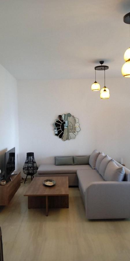Beautiful House In Front Of The Sea Apartment Gazi Ngoại thất bức ảnh